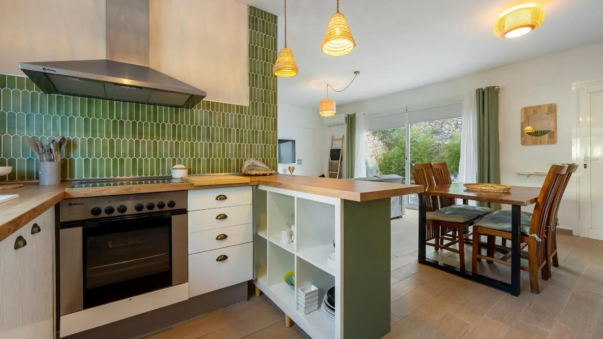Hauzify I Cases Olivella Holiday home